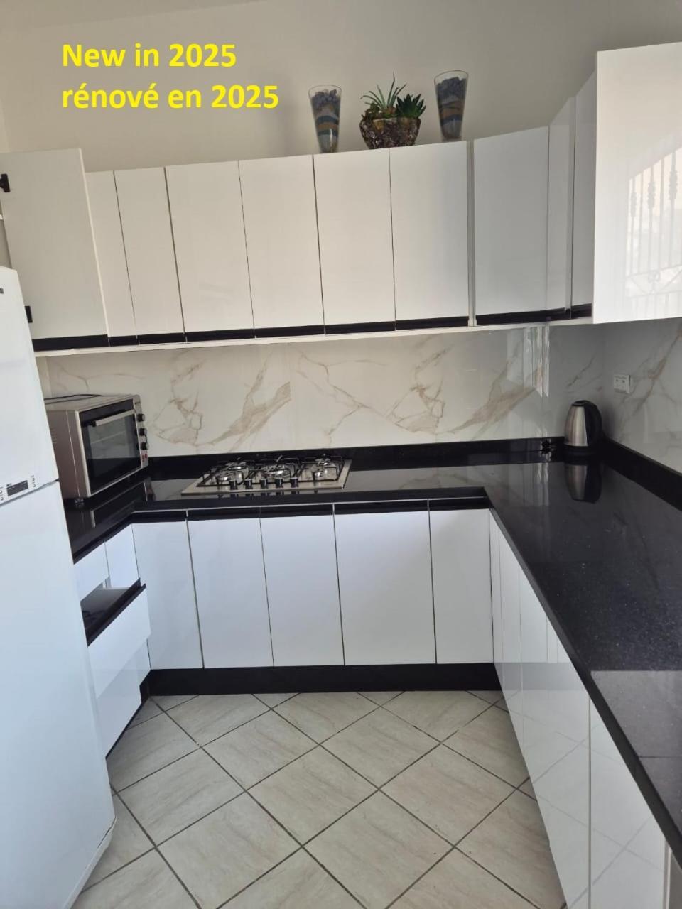Stylish Duplex - Ocean View - Airport - Wifi - Renovated 2025 - 24H Reception Apartment Jbila Exterior photo